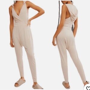 Free People Movement Hot Shot Sleeveless Racerback Cream Jumpsuit size L